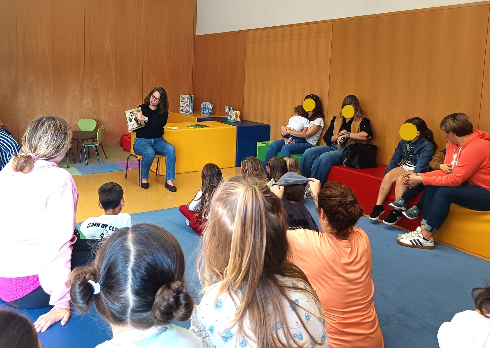 Hora do Livro_04_10_2025