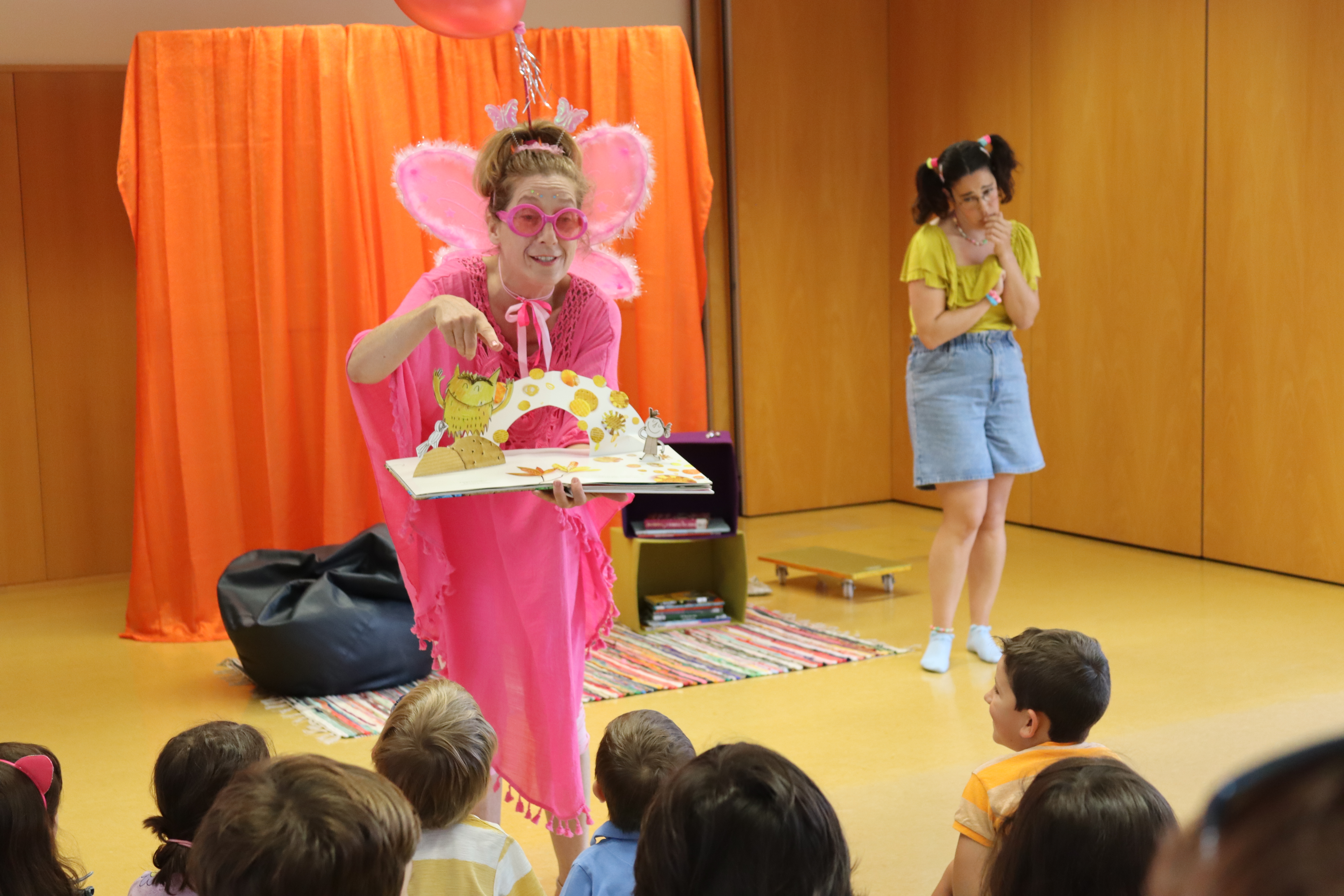 Espetáculo Teatral "Nini e a Fada Descomplicada"